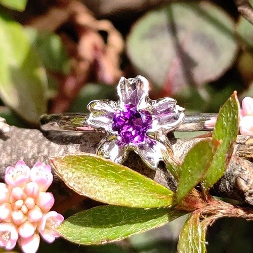 The.M Pinkoi 代購 - 選擇天然石紫水晶或橄欖石花石座3.5mm圓形切割銀SV925戒指