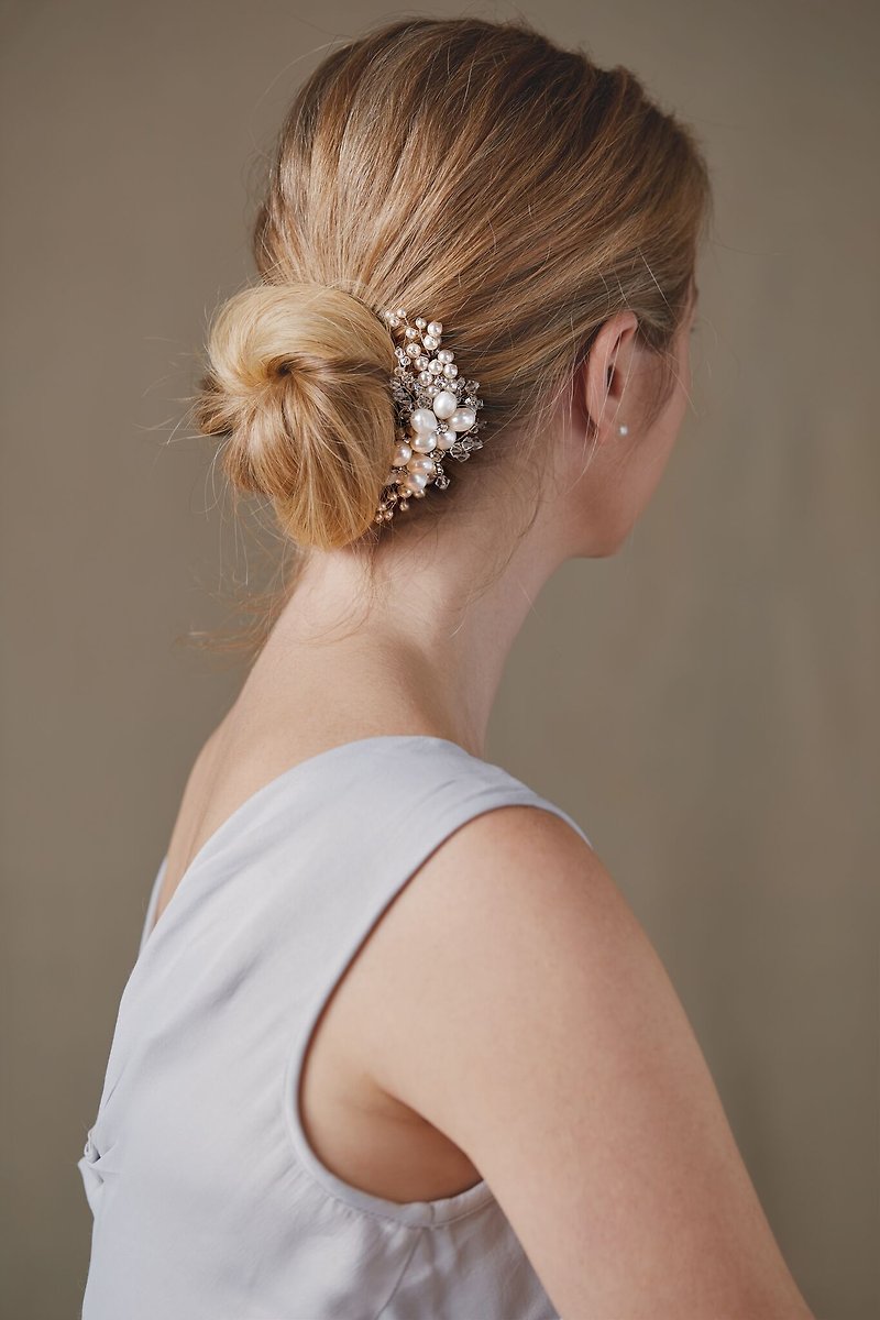 Grana - 施華洛世奇水晶淡水珍珠髮梳 - 髮飾 - 寶石 銀色
