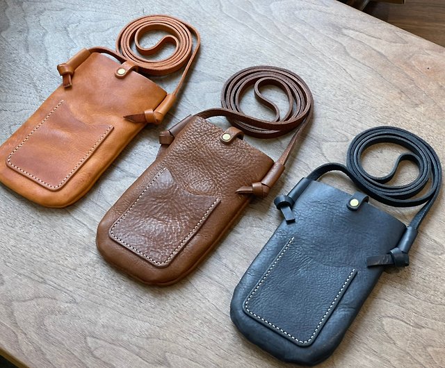 Leather Travel Accessories: How to Choose the Best Ones for Your Busin