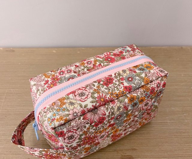 Eco 2025 makeup bag