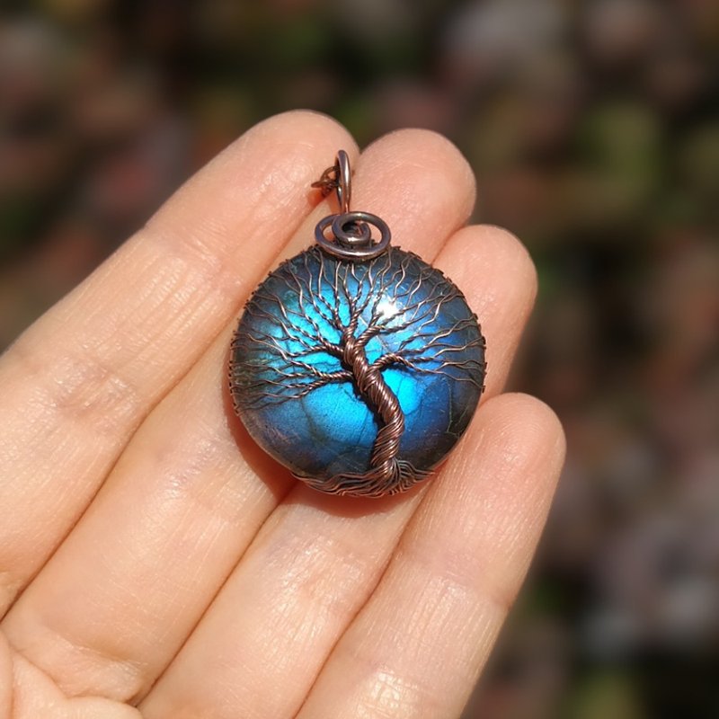 Protection Wire Wrap Amulet, Labradorite Healing Tree Of Life Talisman Necklace - Necklaces - Gemstone Blue
