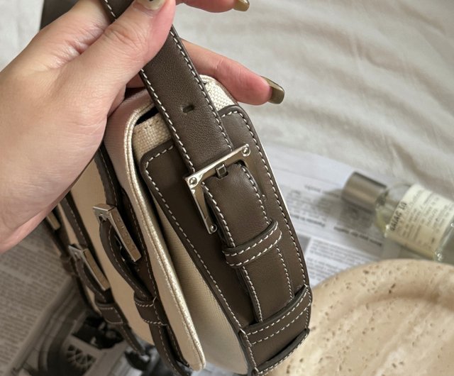 LOEWE オリーブグリーン ショルダーバッグ LOEWE オリーブグリーン ショルダーバッグ - メルカリ