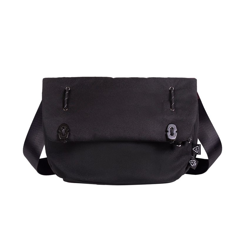 【設計品牌 | DOUGHNUT】Saddle — Nomad Collection — 黑 - 側背包/斜背包 - 環保材質 黑色