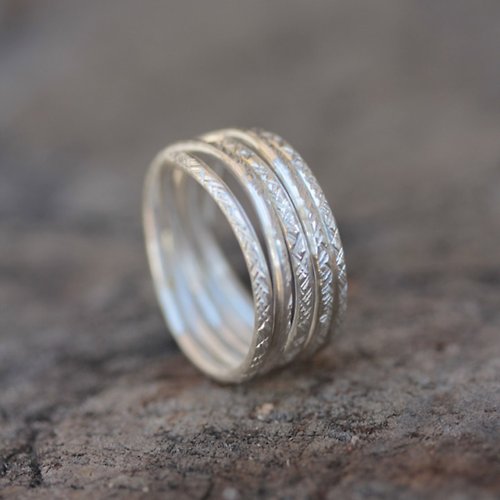 Stories of silver and silk Criss cross handmade wraparound silver ring with hammered texture (R0031)