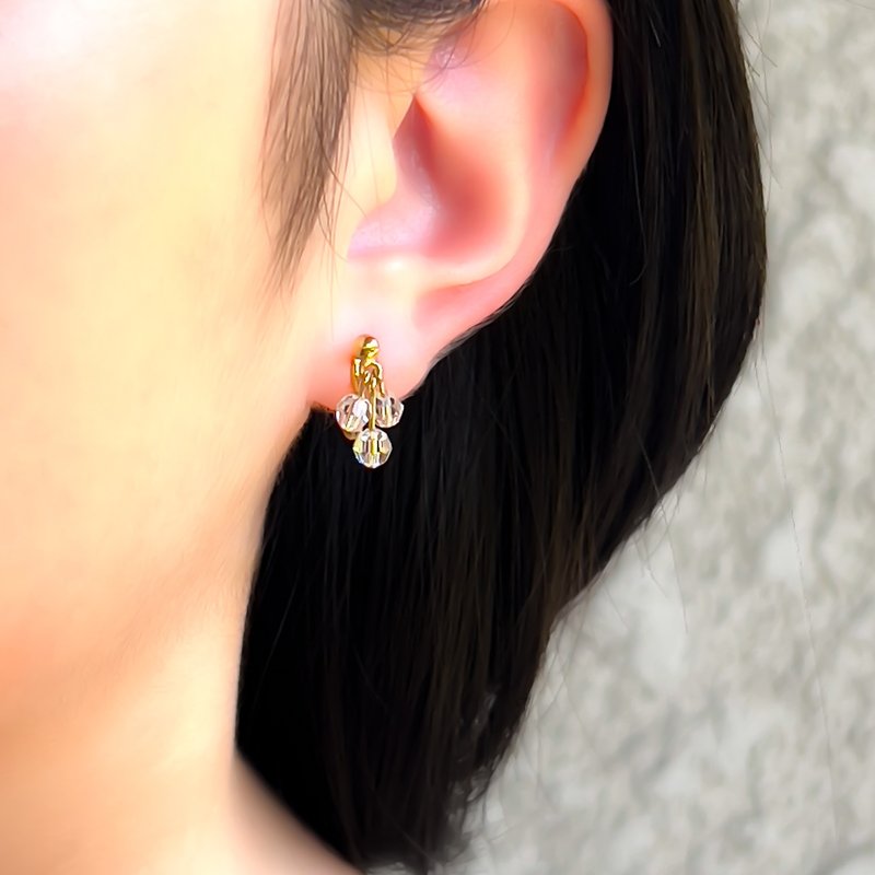 Crystal Glass Non-piercing earrings 【gift box】 - 耳環/耳夾/耳骨夾 - 水晶 透明