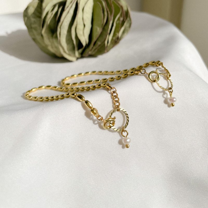 復古珍珠手鍊 黃銅 淡水珍珠 - 手鍊/手環 - 銅/黃銅 金色