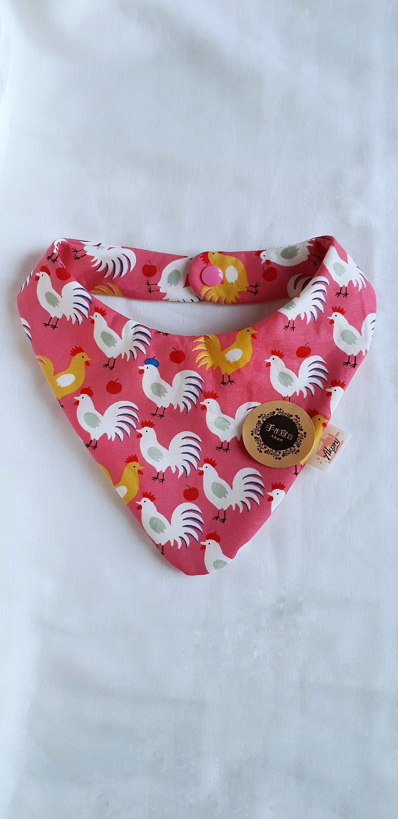 Rooster apple surface thin cotton cloth and sandwich four-layer gauze angled saliva towel bib. A total of six layers - Bibs - Cotton & Hemp Pink