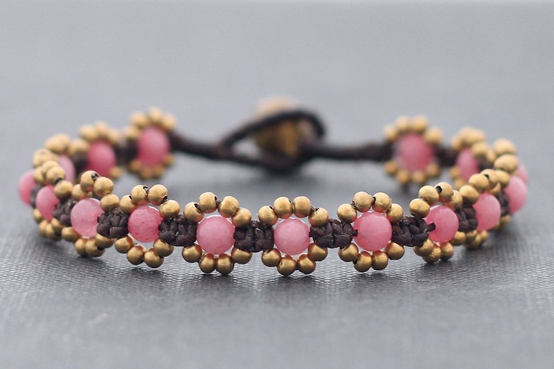 玫瑰石英石愛可愛編織手鍊迷你雛菊黃銅串珠手鍊 - 手鍊/手環 - 其他金屬 粉紅色