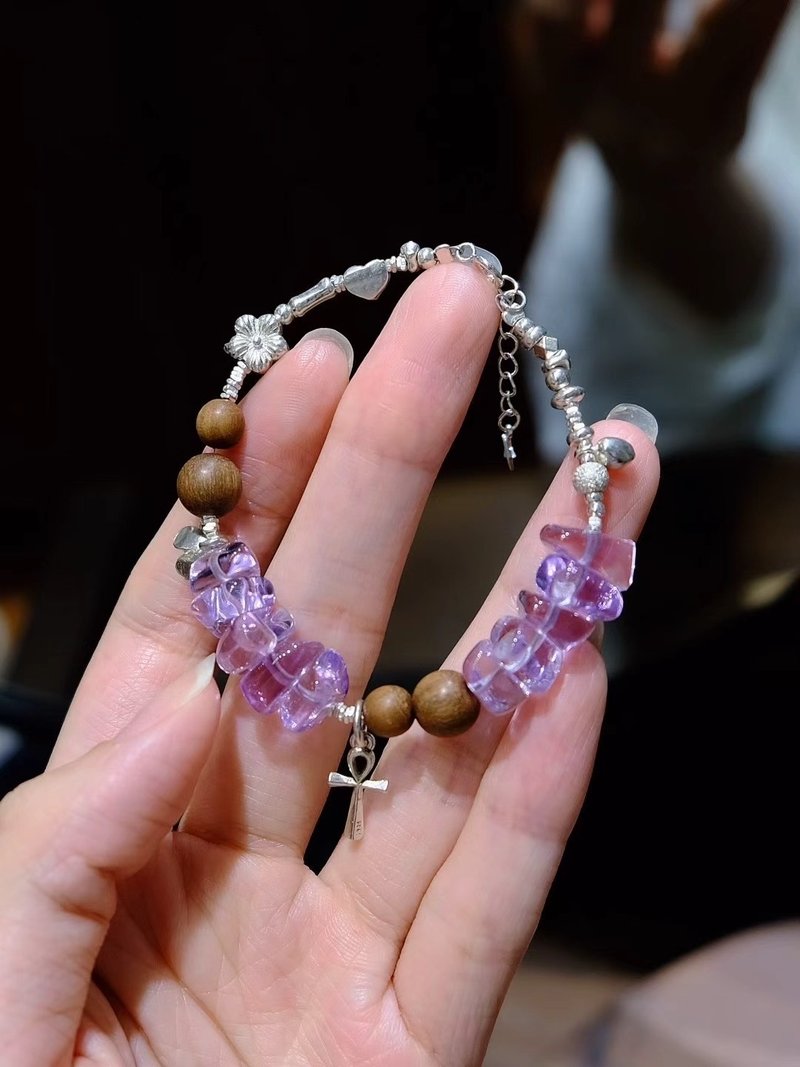 天然紫水晶手鏈 紫水晶碎石搭配老山檀手鏈 小眾輕奢手鏈女生禮物 - 手鍊/手環 - 水晶 
