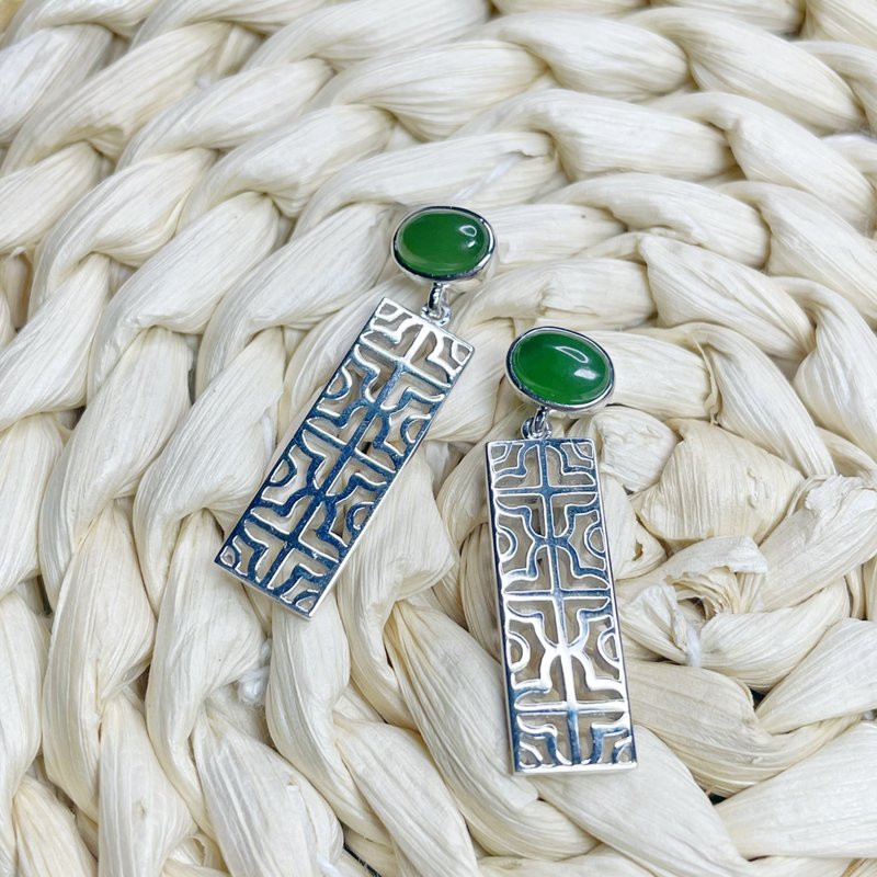 Chinoiserie Lattice jade sterling silver earrings  with 18K white gold plated - Earrings & Clip-ons - Jade Green