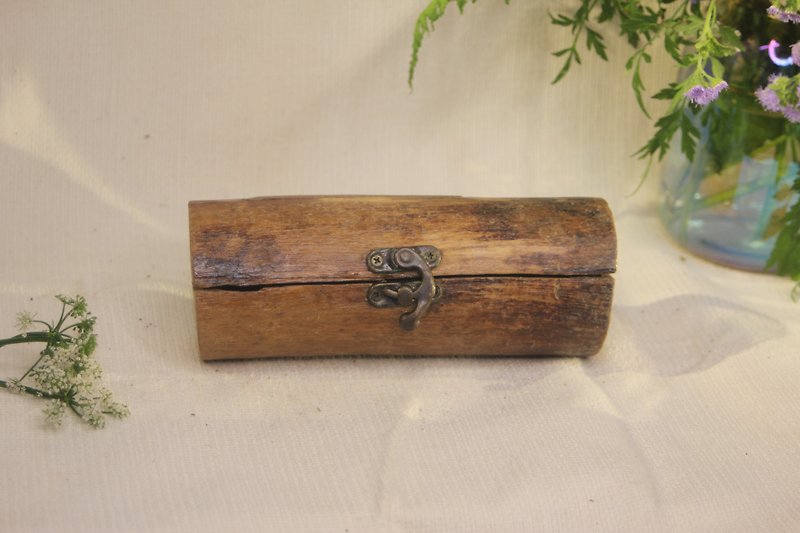 Log box :  | Xī Shù | tree branch storage box - กระเป๋าถือ - ไม้ สีนำ้ตาล