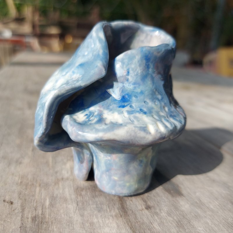 不規則粉彩小花器 筆座 牙刷座 - 花瓶/花器 - 陶 藍色