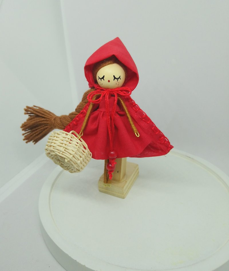 Brooch doll Red ridding hood - 胸針/心口針 - 木頭 紅色