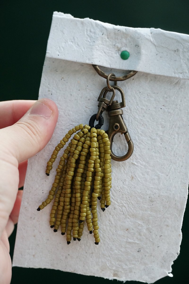 Ancient pearl rice ear key ring - Keychains - Other Materials Green