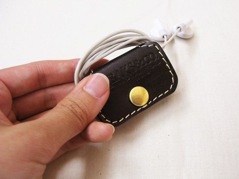 Leather earphone holder Square (Black) - หูฟัง - หนังแท้ สีดำ