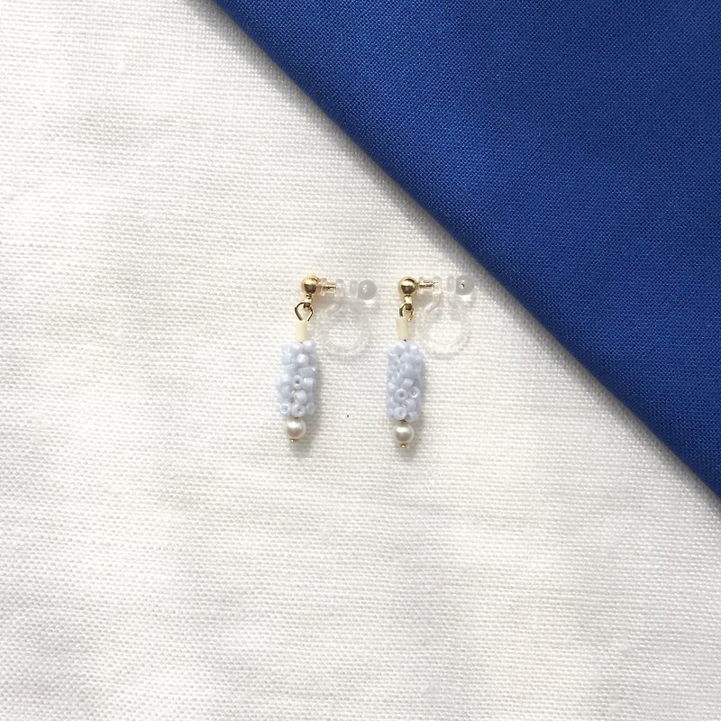 Earrings / Beads / Pale blue / Silkypearl - 耳環/耳夾 - 其他材質 藍色