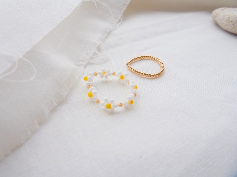 bead ring daisy flower ring rétro marguerite - General Rings - Other Materials Yellow