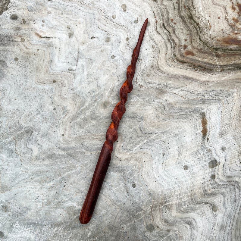 我製杖　魔杖　染魂之赭　手工魔杖　手工法杖 - 擺飾/家飾品 - 木頭 紅色