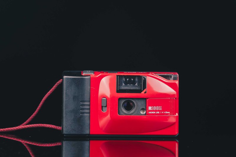 RICOH YF-20D #8832 #135底片相機 - 相機/拍立得/底片相機 - 其他金屬 