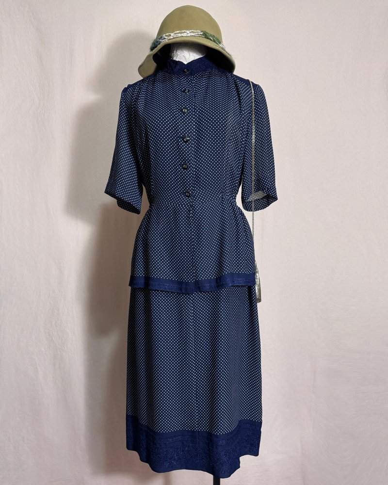 刺繡荷葉邊點點短袖古著洋裝/ 國外帶回 VINTAGE - 洋裝/連身裙 - 聚酯纖維 藍色