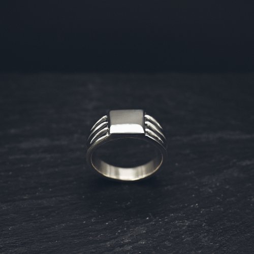 GimGim Accessories 【客製】925純銀方形古典徽章戒指