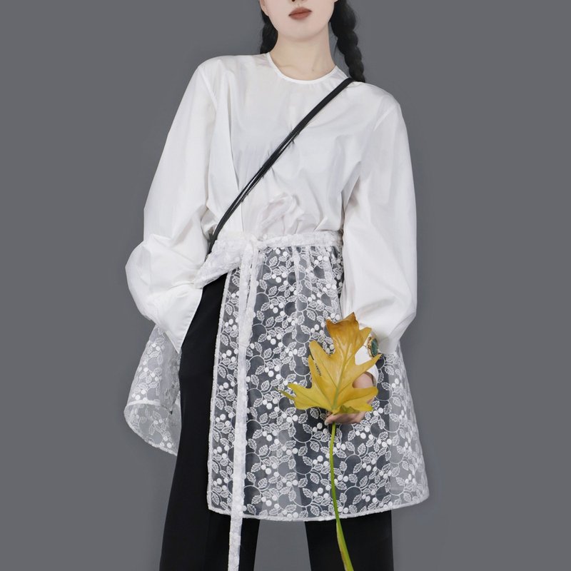 One-piece half-length mesh tie flower embroidery apron for multiple layering - กระโปรง - ไฟเบอร์อื่นๆ ขาว