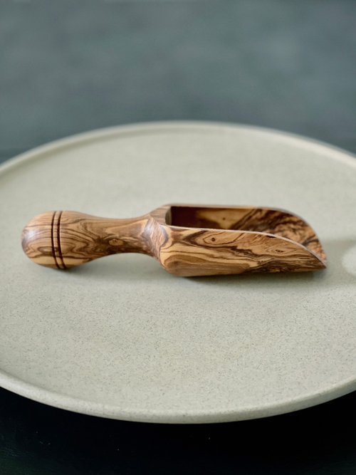 Folksy Finds 手工橄欖木多功能堅果米勺鏟