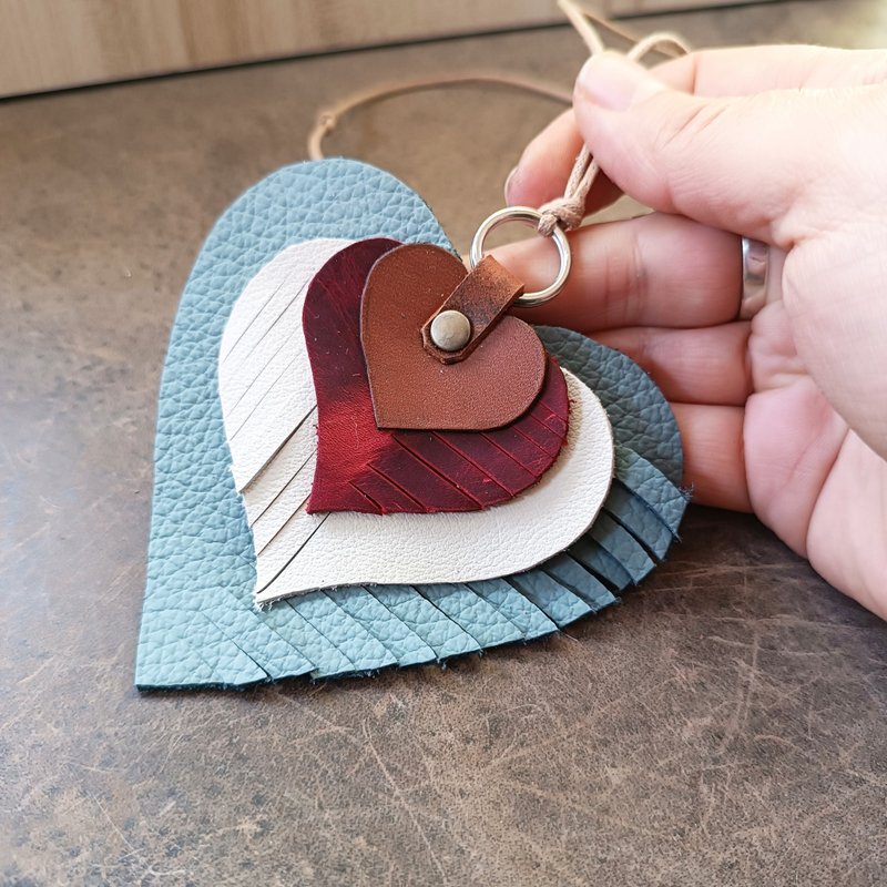Large Heart Bag Charm, Recycled Leather Layered Fringe Hearts for Large Tote Bag - 吊飾 - 真皮 藍色