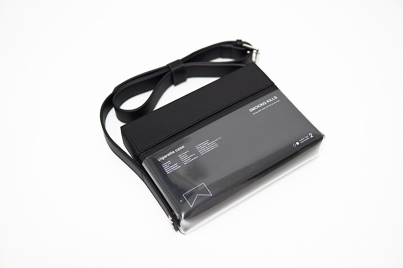 KAKY BAG 02-BOX BAG - กระเป๋าแมสเซนเจอร์ - หนังแท้ สีดำ