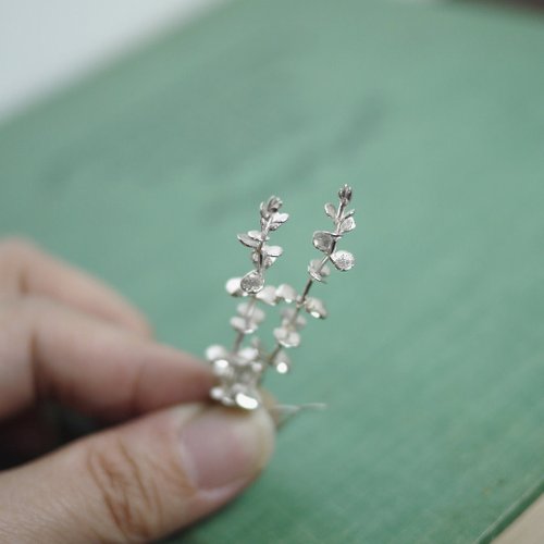 金＊夏琳 King & Sharlene 小尤加利葉 手工長版耳環(黃銅/純銀) 掛耳式耳勾 耳針