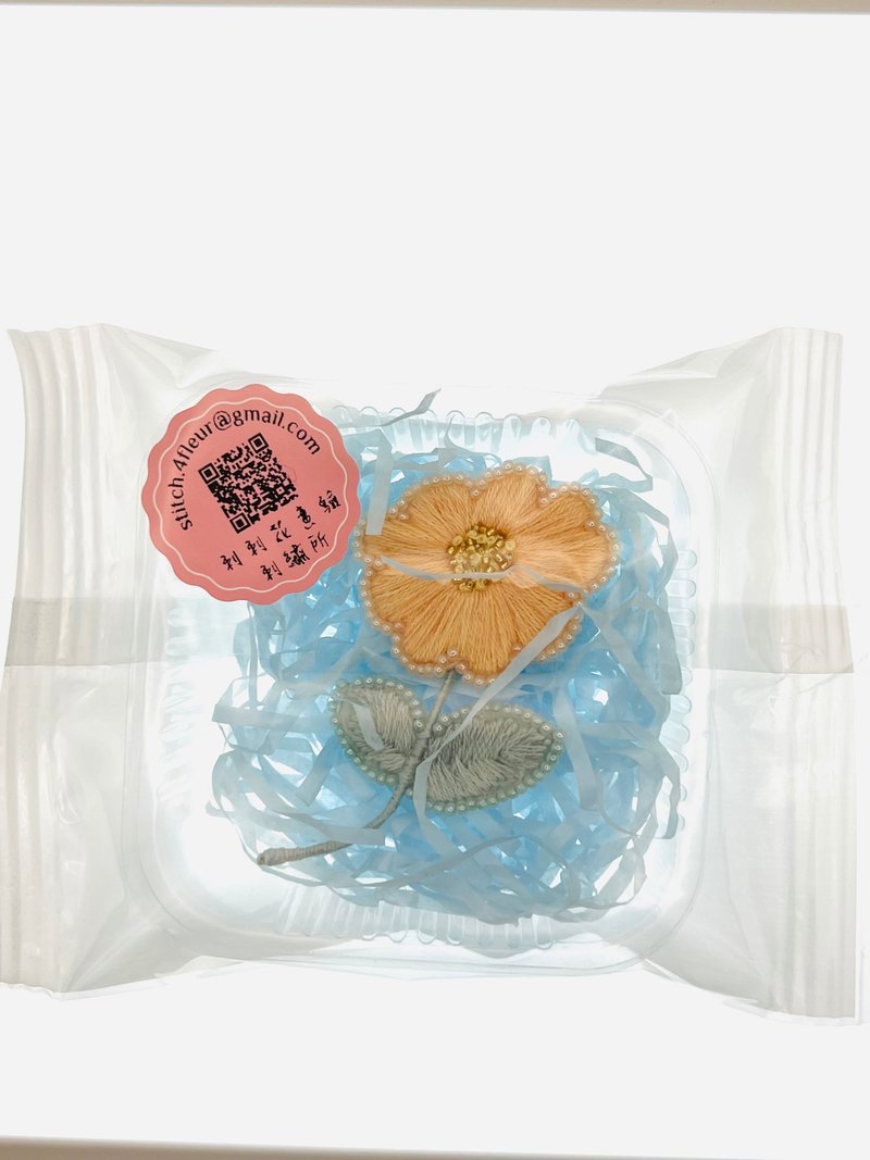 珠繡-雛菊胸針 - 胸針 - 其他材質 