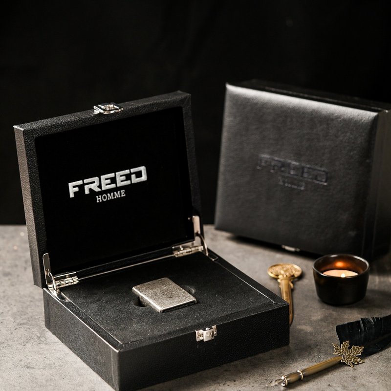 【FREED】 Bronze shell antique Silver kerosene lighter gift box customized gift engraving fast shipping - อื่นๆ - โลหะ สีเงิน