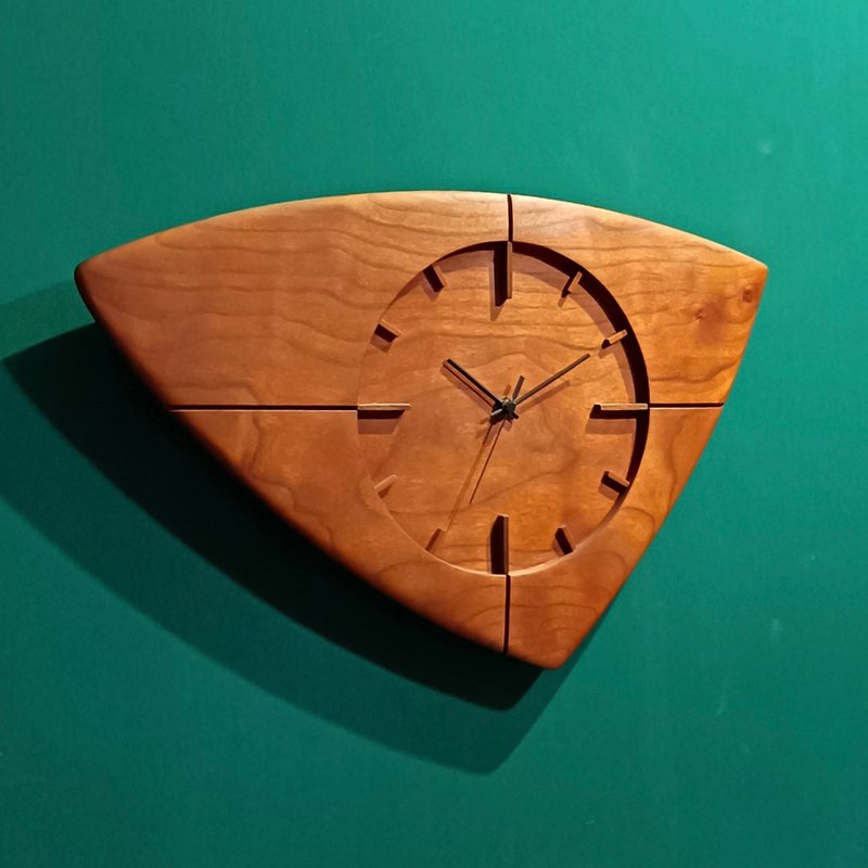 Triangle clock - Other - Wood 