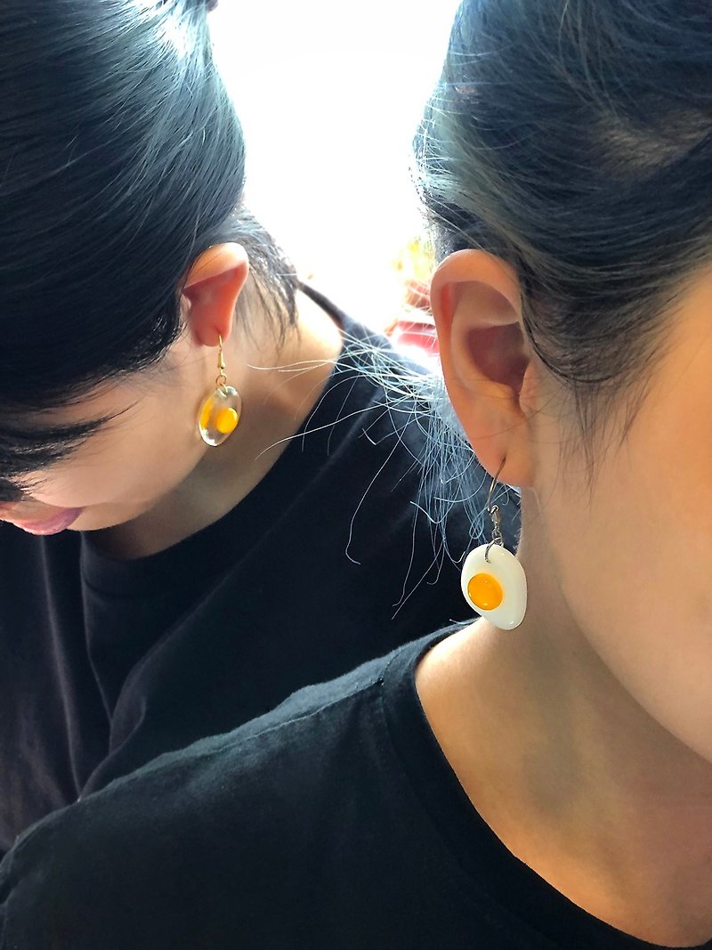 Poached Egg Glass Earrings_Ear Hook - Earrings & Clip-ons - Colored Glass White