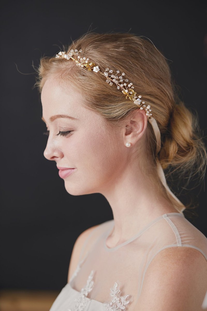 Elizabeth - 施華洛世奇水晶珍珠新娘頭飾 - 髮飾 - 其他金屬 金色