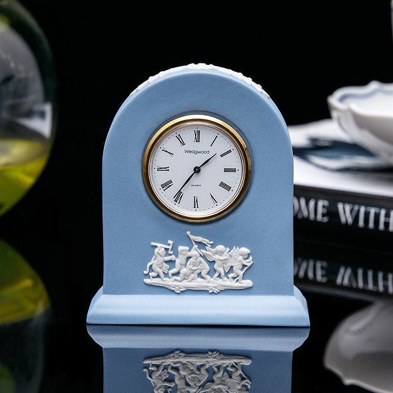 英國Wedgwood碧玉浮雕邱比特陶瓷時鐘桌鐘 臥室書房擺飾 - 時鐘/鬧鐘 - 瓷 