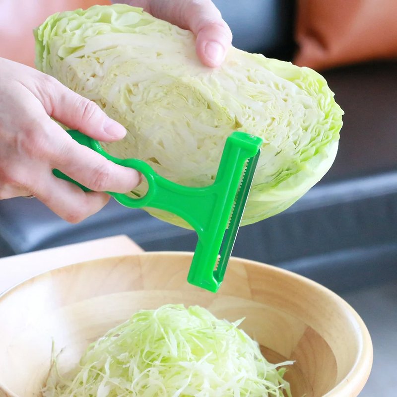 Ultra lightweight cabbage grater - Cookware - Stainless Steel Multicolor