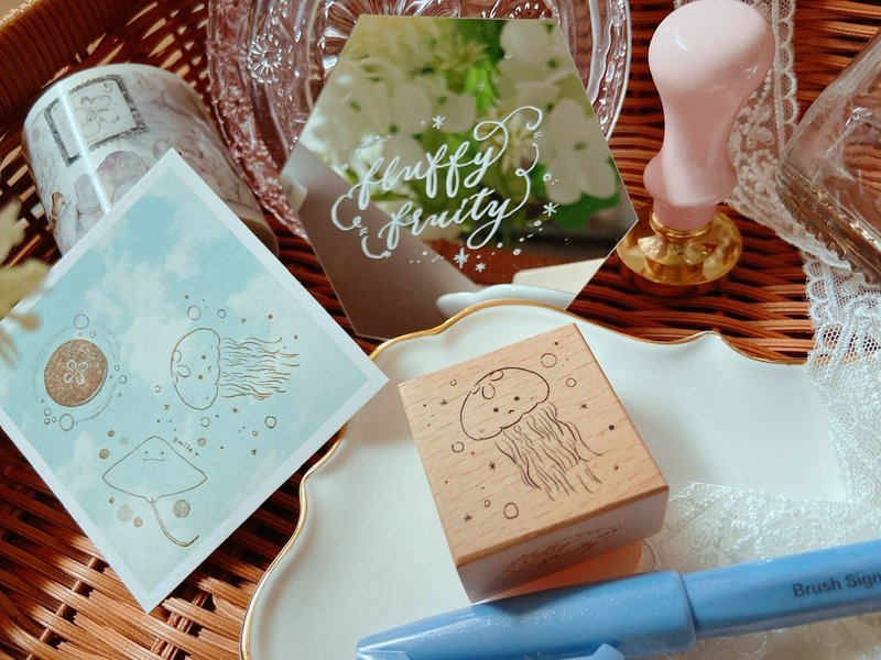 Jellyfish Manta Ray ocean wooden stamp Hong Kong design - ตราปั๊ม/สแตมป์/หมึก - ไม้ สีกากี