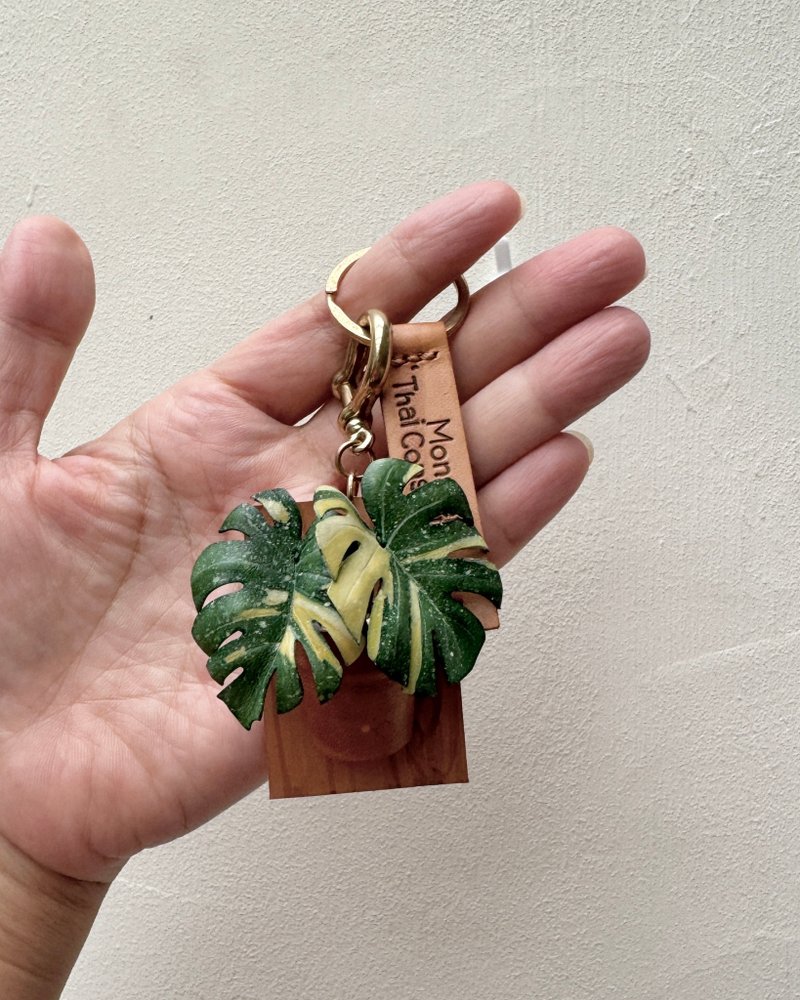 泰斑龜背芋_觀葉皮革吊飾 / 送禮 - 吊飾 - 真皮 