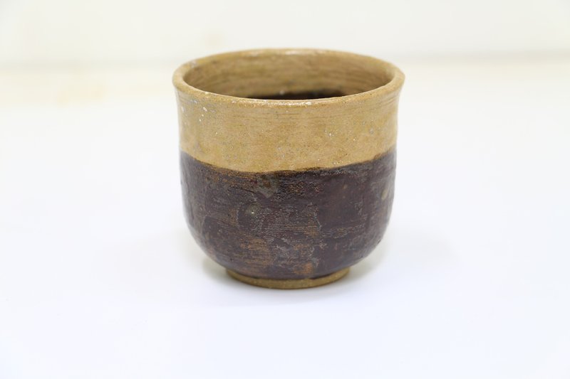 隨興漸層杯-純手工--手作--拉坯--上釉--陶土-唯一 - 茶壺/茶杯/茶具 - 陶 多色