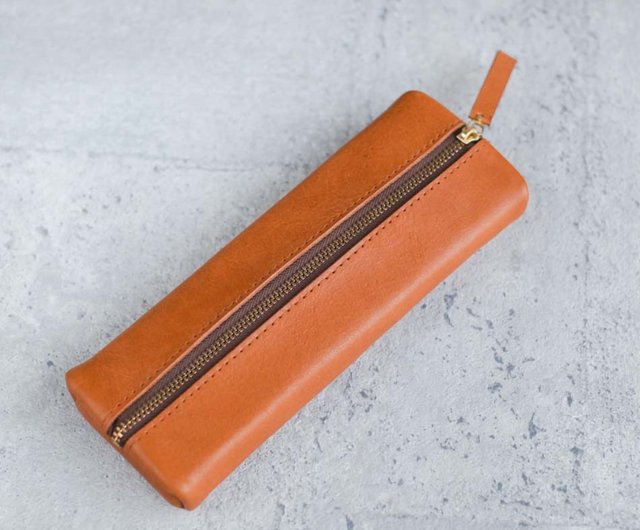 High quality leather pen bags handmade vegetable tanned leather cowhide bag  - Shop xiangfengshougong Pencil Cases - Pinkoi