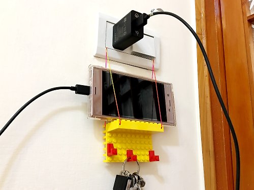 積木掛樂趣 Blocks Storage Fun おもちゃの収納の楽しみ 一秒翻轉 掛勾變手機架 雙用途手機充電 相容LEGO