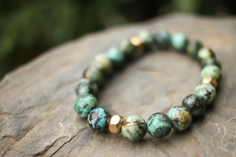 【Series of Bracelet】8~8.3mm African Turquoise bracelet - Bracelets - Gemstone Multicolor