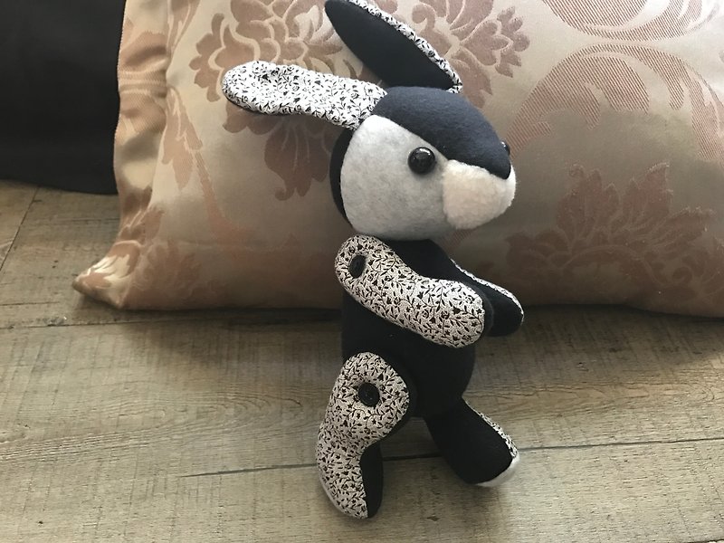 POPO Alice rabbit │ hand-made. Sunspots - Stuffed Dolls & Figurines - Cotton & Hemp Black