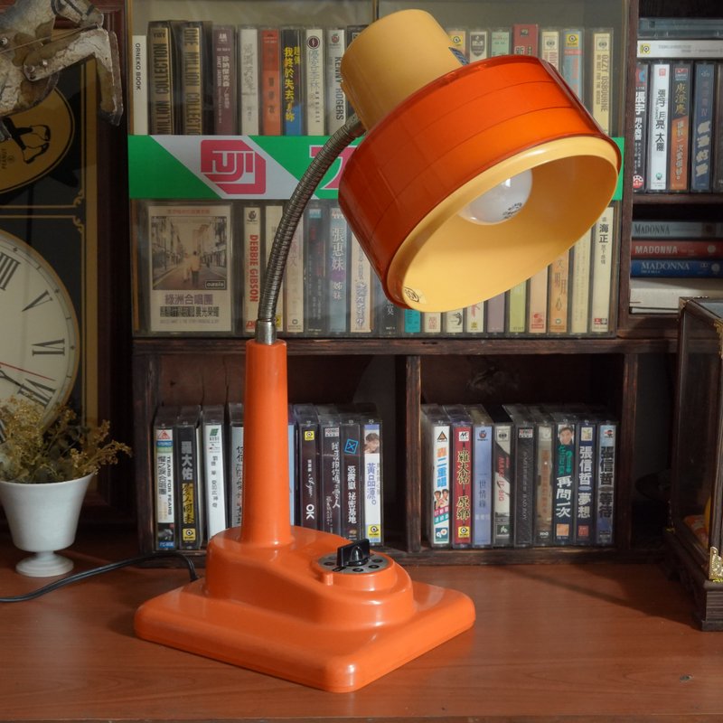 日本 昭和 National 國際牌 桌燈 LB-614-D 摩登 橘色 夜燈 古物 - 燈具/燈飾 - 塑膠 橘色