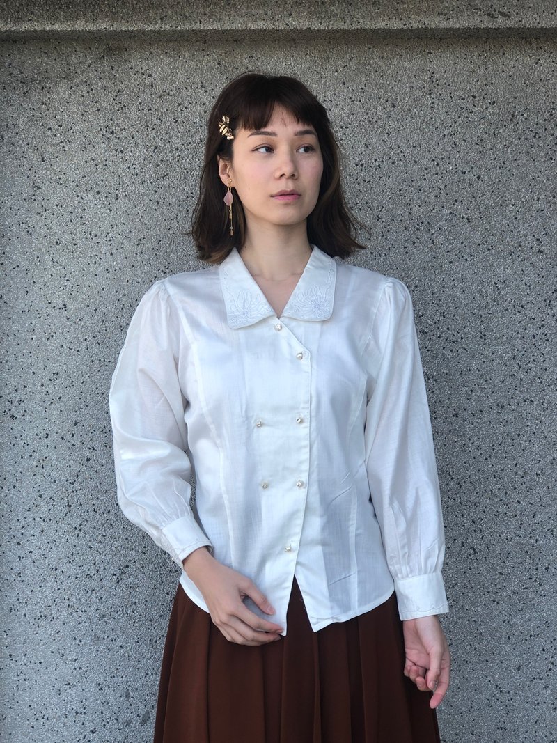 閃亮凸繡領白襯衫 - 女襯衫 - 其他材質 