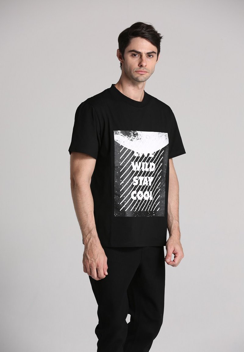 美國Fools Day Good Moon Box Black Tee - 帽T/大學T - 棉．麻 黑色