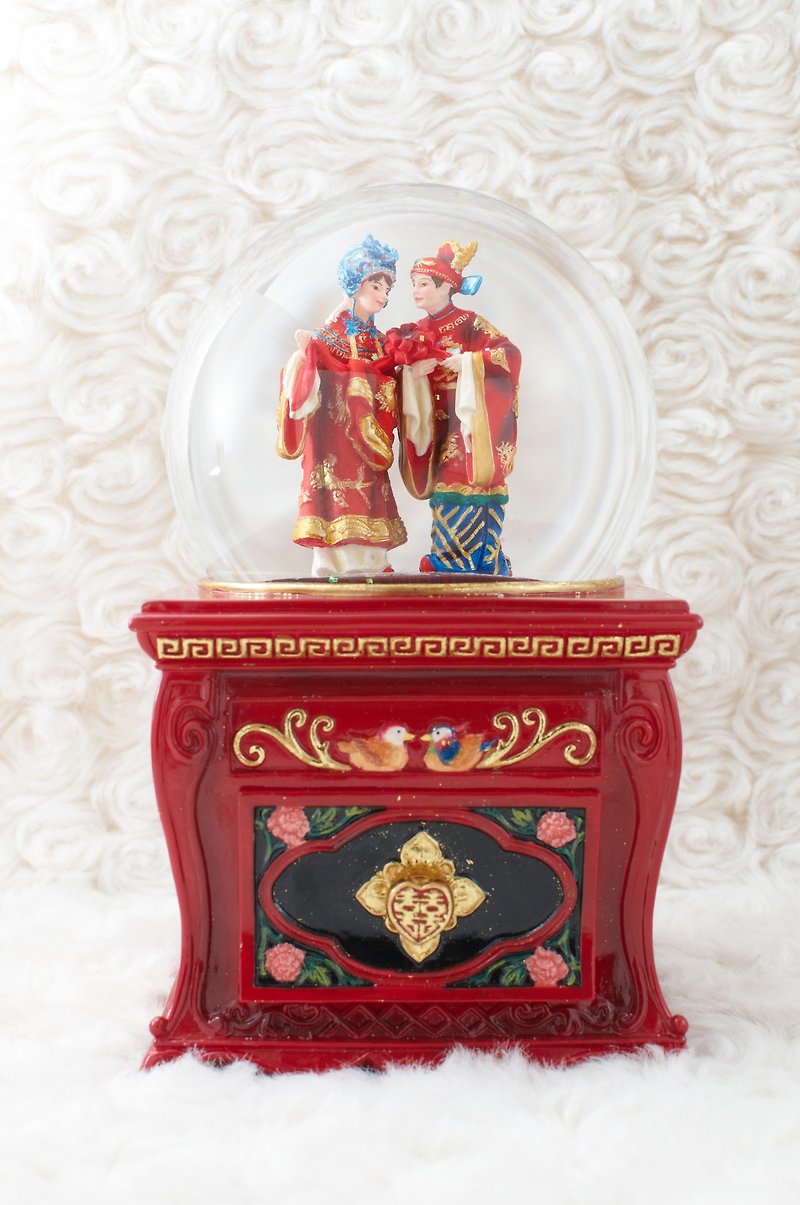 Heavenly gift crystal ball music box Valentine's Day gift wedding ceremony wedding arrangement Chinese wedding - Items for Display - Glass 