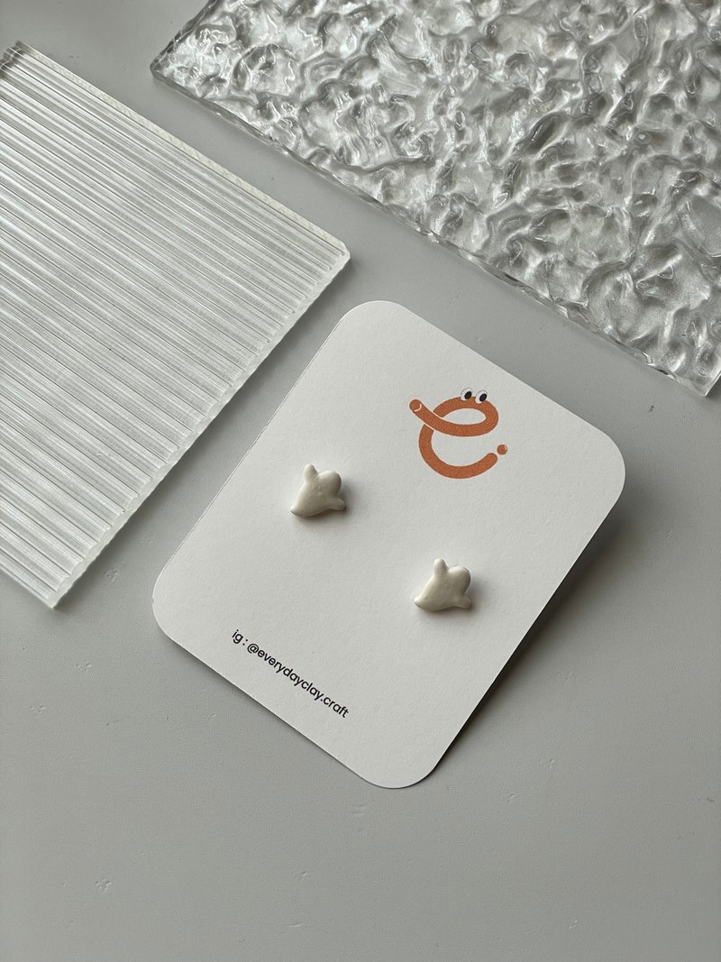 Little ghost - Earrings & Clip-ons - Clay White