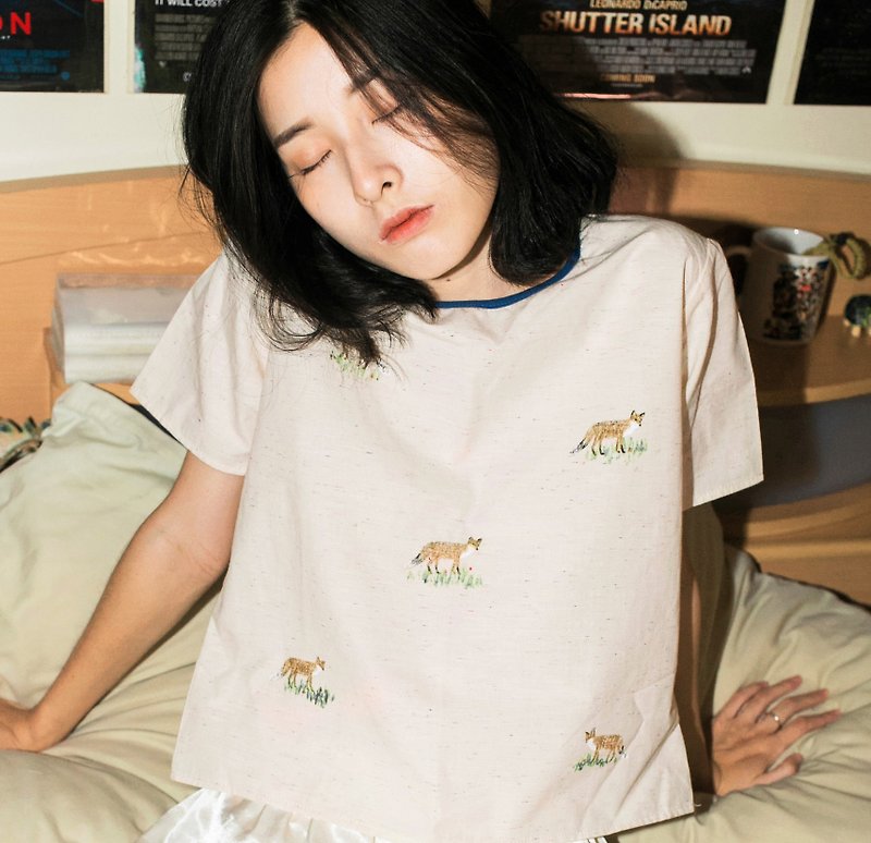 Foxes - Short and Long sleeve Crop Top - 女上衣/長袖上衣 - 棉．麻 